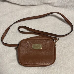Small Micheal Kors Brown Leather Crossbody Bag